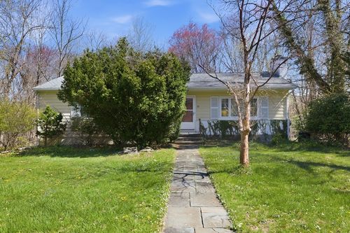 18 Wyman Road, Lexington, MA, 02420 | Card Image