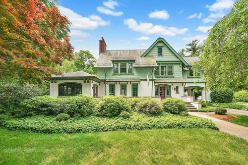 135 Forest Glen Rd, Longmeadow, MA, 01106-1116 | Card Image