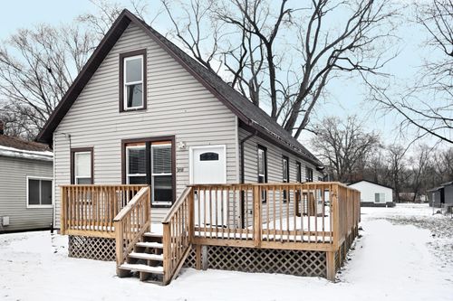 1717 Crocker St, Chesterton, IN, 46304 | Card Image