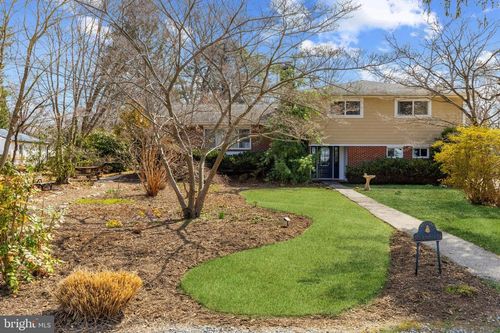 101 Avondale Cir, Severna Park, MD, 21146-4401 | Card Image