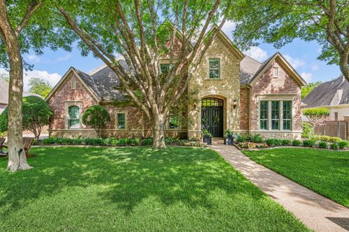 813 Independence Pkwy, Southlake, TX, 76092-1709 | Card Image