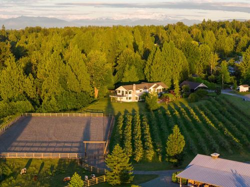 25125 72 Ave, Langley, BC, V4W1J1 | Card Image