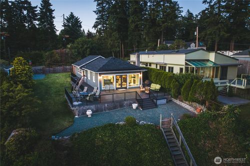 13532 Slice St, Anacortes, WA, 98221-8674 | Card Image