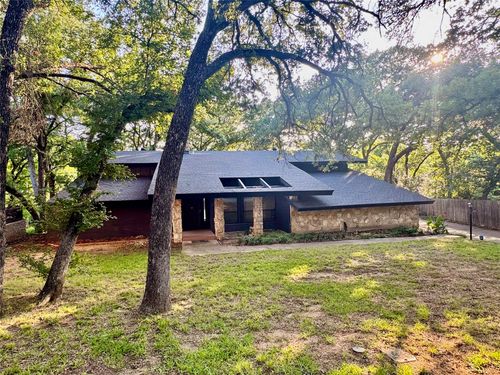 2000 Mill Creek Dr, Arlington, TX, 76010-5617 | Card Image