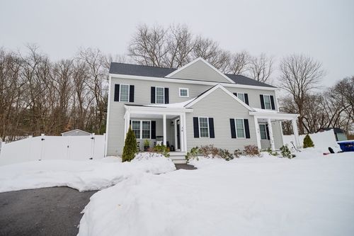30-30 Oak Meadow Pl, Bridgewater, MA, 02324-1553 | Card Image