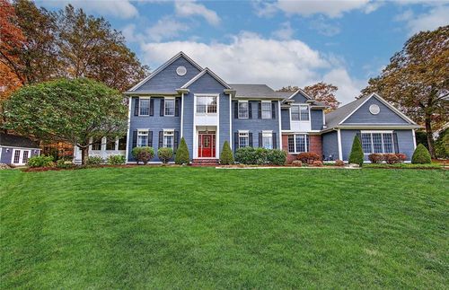 10 Mcpartland Way, East Greenwich, RI, 02818-1151 | Card Image