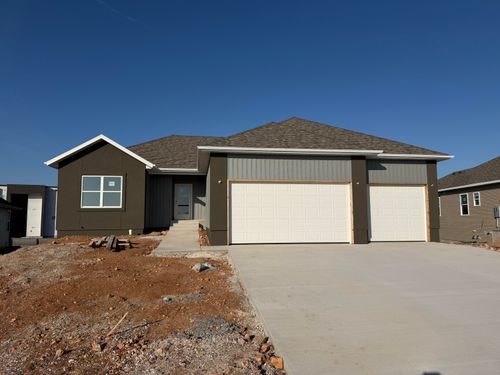 1281 N Maxine Ave, Nixa, MO, 65714-4277 | Card Image