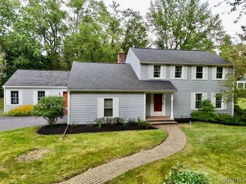 8 Mount Airy Ct, Orchard Park, NY, 14127-3532 | Card Image