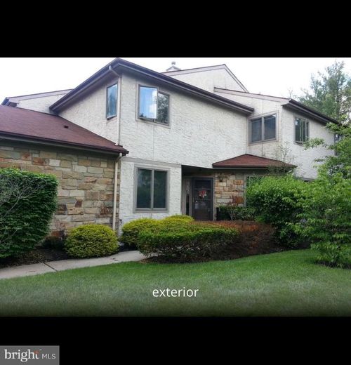 61 Woodmont Dr, LAWRENCEVILLE, NJ, 08648-2119 | Card Image