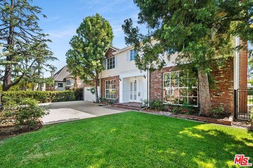 517 N Elm Dr, Beverly Hills, CA, 90210 | Card Image