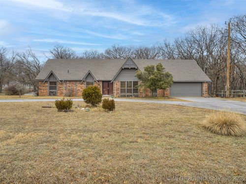 1211 W Elm Street, Stroud, OK, 74079 | Card Image