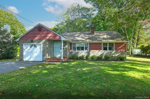 275 4th Ave, Saint James, NY, 11780-2319 | Card Image