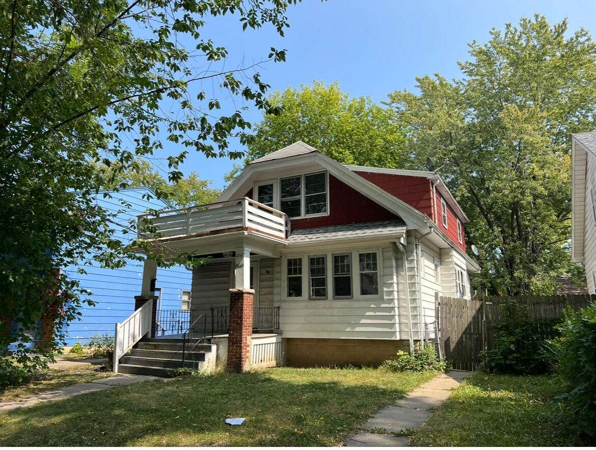 Residential Income in Milwaukee
