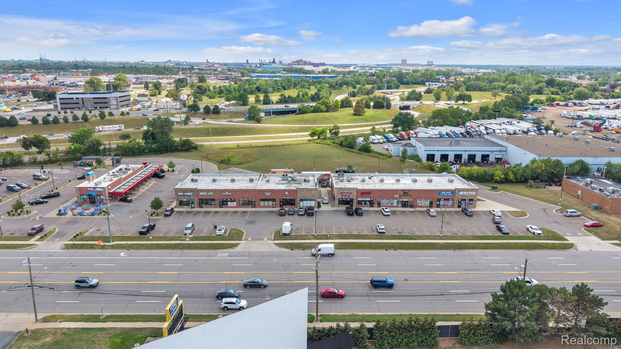 10413 Ford Rd, Dearborn, MI 48126