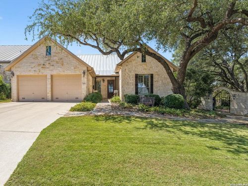 252 Well Spgs, Boerne, TX, 78006-9285 | Card Image