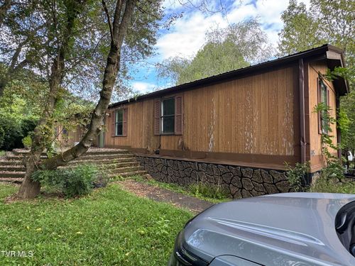 6525 Cherokee Rd, Wise, VA, 24293-7635 | Card Image