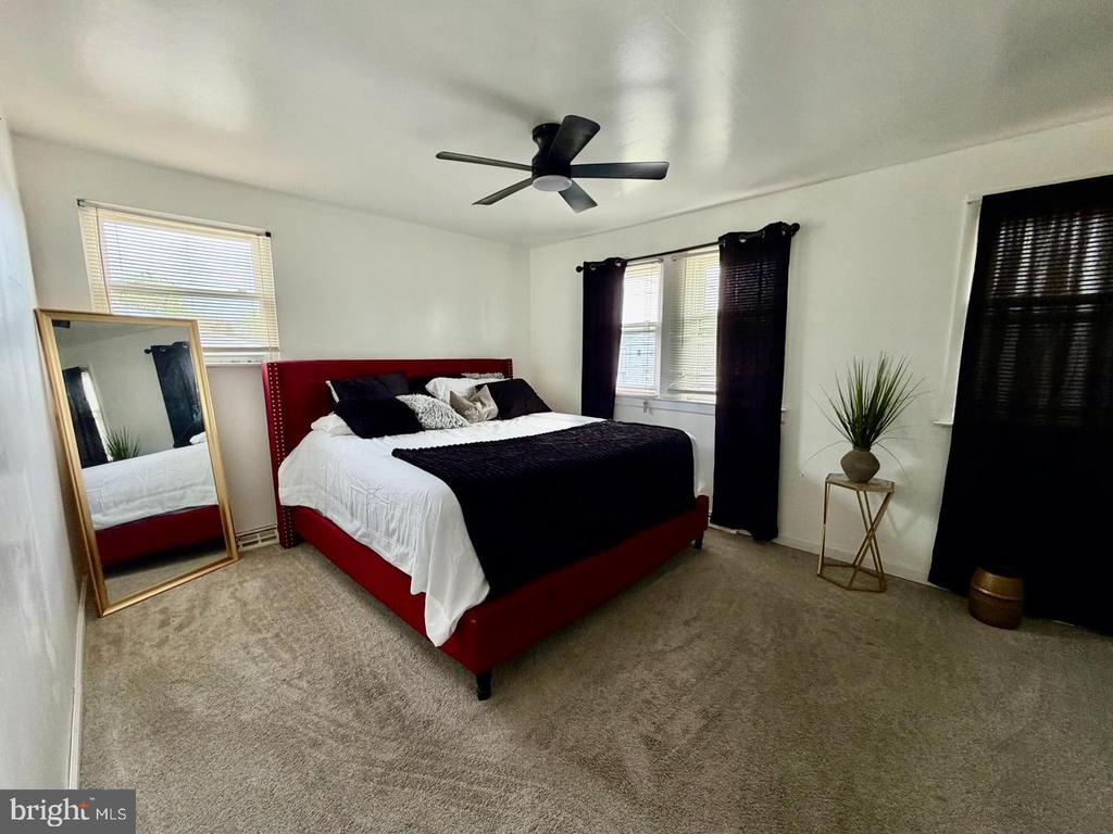 Residential Lease in WESTAMPTON 3