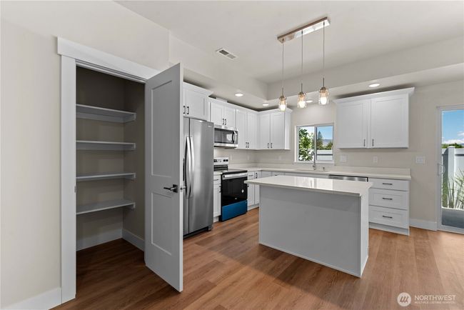 D2 - 1030 Finch Ln, Townhouse with 2 bedrooms, 3 bathrooms and 1 parking in Wenatchee WA | Image 11