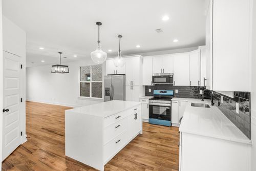 120-656 Chambers St, Gallatin, TN, 37066-1105 | Card Image