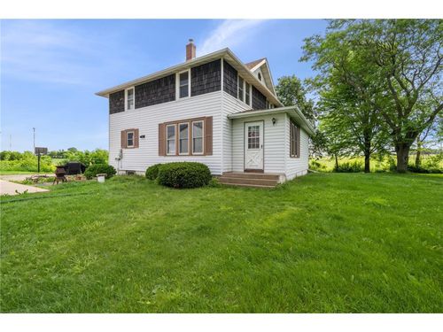 W9138 710th Ave, River Falls, WI, 54022-4015 | Card Image