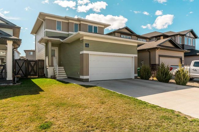 22 Northlander Lane W, Home with 3 bedrooms, 2 bathrooms and 4 parking in Lethbridge AB | Image 1