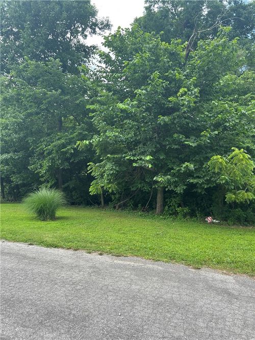 7 Lockhart Cir, Bella Vista, AR, 72715-6035 | Card Image