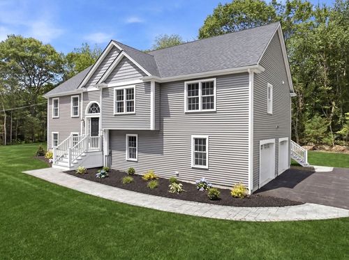 61 Grove St, Millville, MA, 01529-1641 | Card Image