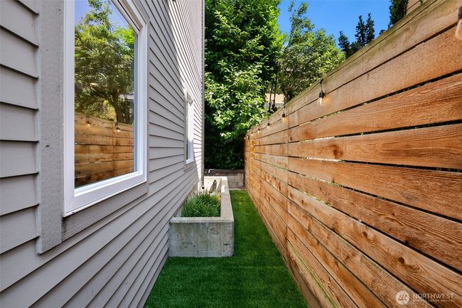 A - 3626 1 St Ave Nw, Townhouse with 2 bedrooms, 2 bathrooms and null parking in Seattle WA | Image 25