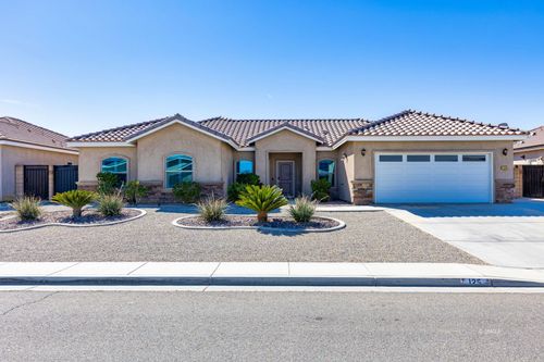 125 Rainshadow Ct, Ridgecrest, CA, 93555-7577 | Card Image