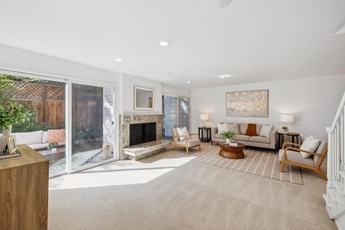 64 Los Altos Sq, Los Altos, CA, 94022 | Card Image