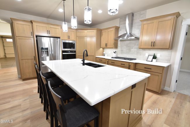 1612 Community Loop, House other with 3 bedrooms, 4 bathrooms and null parking in Bismarck ND | Image 10
