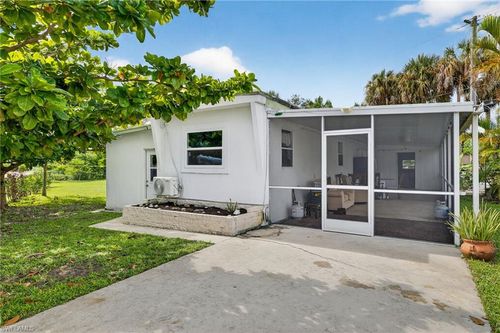 3742 Unique Cir, Fort Myers, FL, 33908-4712 | Card Image