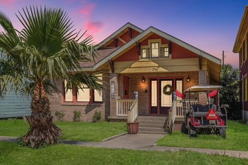 1714 Market St, Galveston, TX, 77550-2516 | Card Image