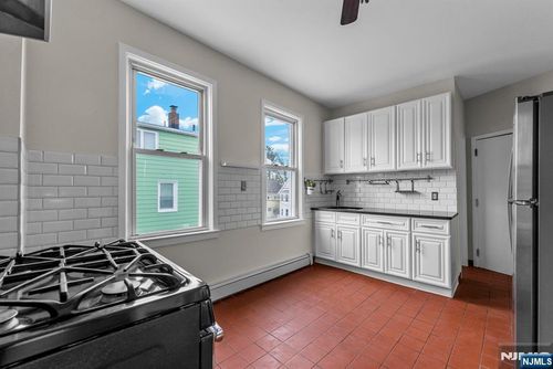 176 Shaw St, Garfield, NJ, 07026-2171 | Card Image