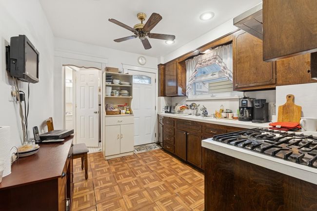 425 74 Th St, House other with 4 bedrooms, 2 bathrooms and null parking in North Bergen NJ | Image 9