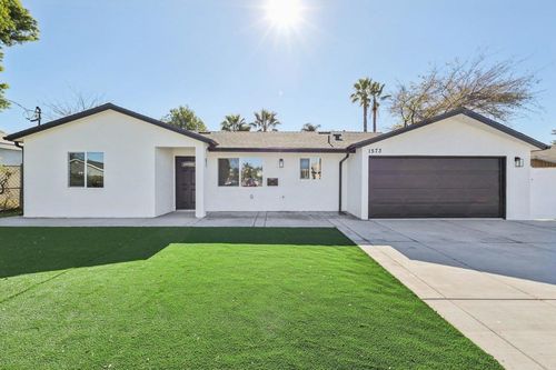 1573 E Madison Ave, El Cajon, CA, 92019-1015 | Card Image