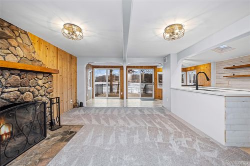 3080 Steeple Hill Rd, White Lake, MI, 48383-1864 | Card Image