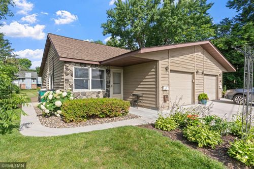 1106 Owens St N, Stillwater, MN, 55082-4317 | Card Image