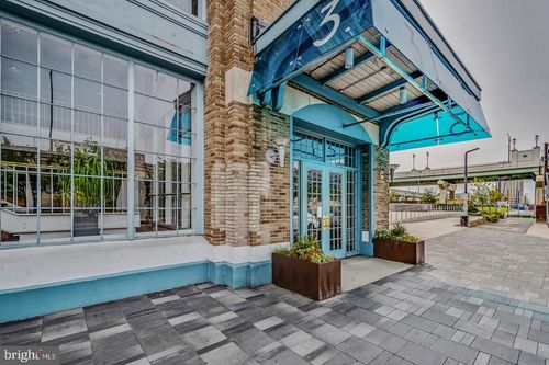 pl228-3 S Chris Columbus Blvd, PHILADELPHIA, PA, 19147 | Card Image