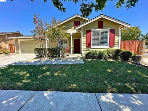 3014 Wright Way, Brentwood, CA, 94513-4418 | Card Image