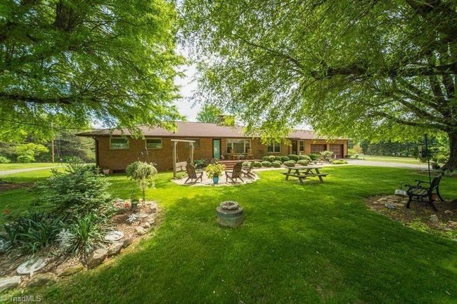 7044 Belews Creek Rd, House other with 3 bedrooms, 3 bathrooms and null parking in Belews Creek NC | Image 33