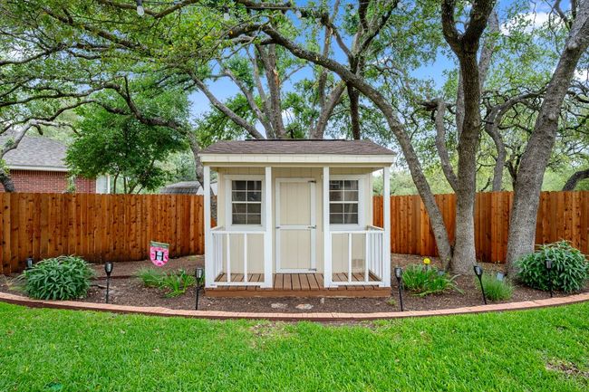 This kids playhouse can also be used as a storage shed | Image 32