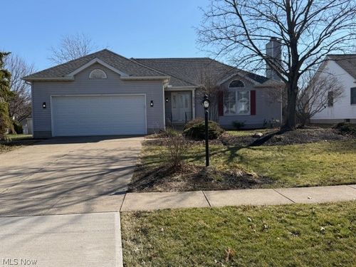 5913 Oak Point Road, Lorain, OH, 44053 | Card Image