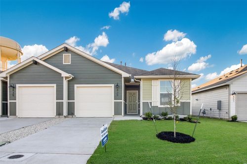 632 Arnold Loop, Uhland, TX, 78640-3852 | Card Image