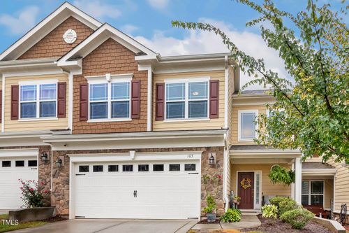 105 Willow View Ln, Apex, NC, 27539-4186 | Card Image