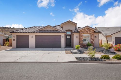 646 N Sandy Talus Dr, Washington, UT, 84780-3237 | Card Image