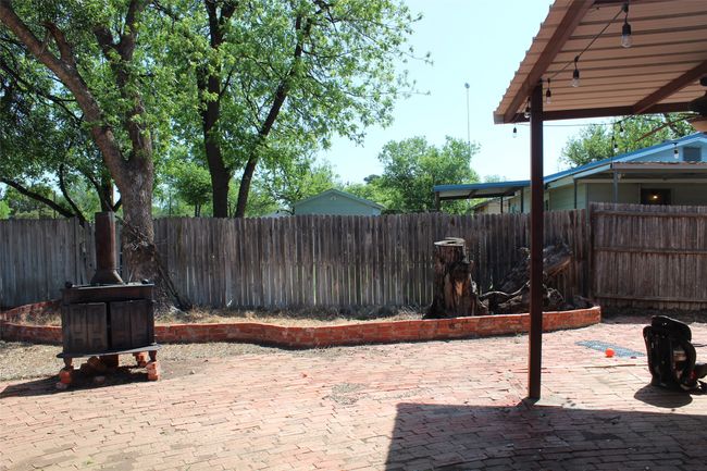 1281 W Eden St, House other with 3 bedrooms, 1 bathrooms and null parking in Munday TX | Image 27