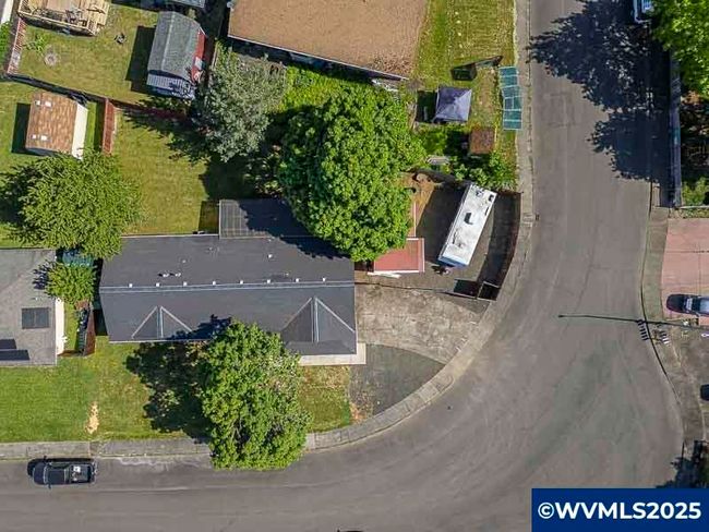 611 Ne Bockes Loop, House other with 3 bedrooms, 2 bathrooms and null parking in Sheridan OR | Image 11