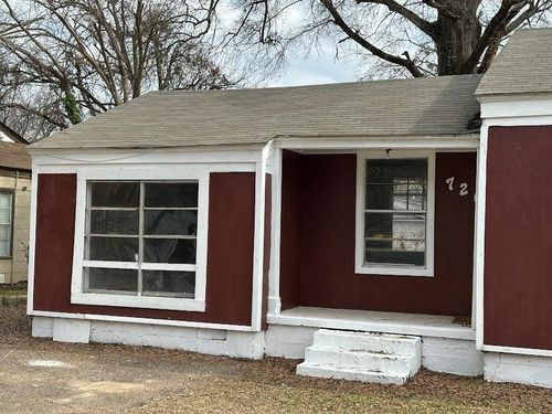 720 Macarthur Ave, Wake Village, TX, 75501-6142 | Card Image