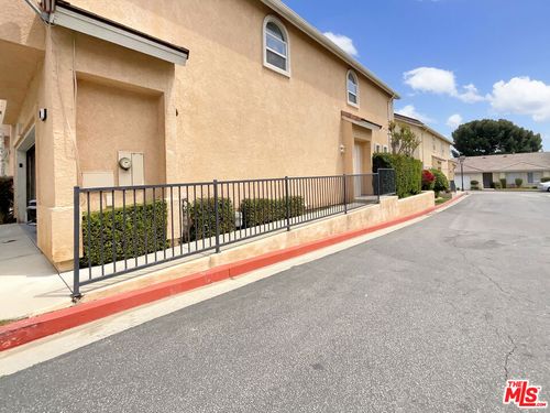 unit-111-15232 Foothill Blvd, Sylmar, CA, 91342-8364 | Card Image